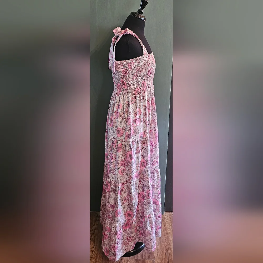 Floral Dress - Picture 4 of 5